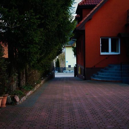 MikołajkiE&M住宿加早餐旅馆 外观 照片